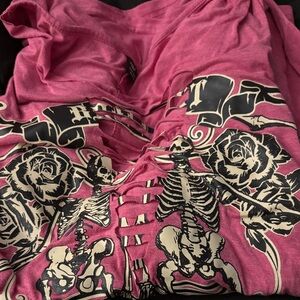 SHEIN Magenta Distressed Graphic Tee